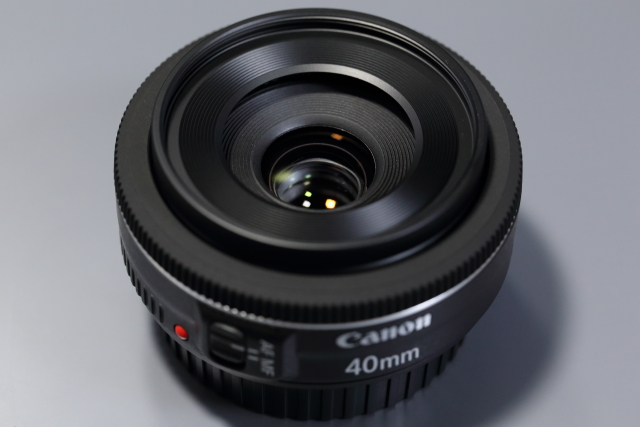 8710円 専門ショップ Canon EF40mm F2.8 STM レンズフード レンズフィルター付