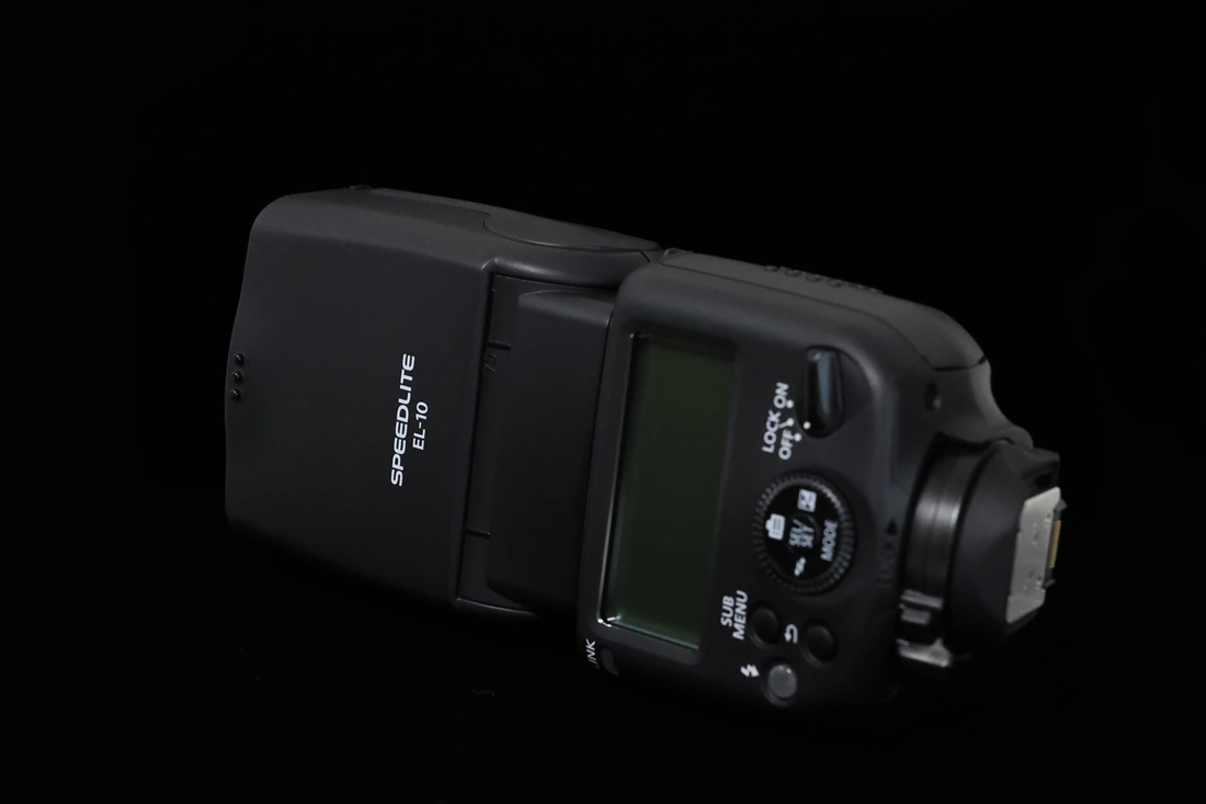 ストロボの買い替え。Canon スピードライト EL-10 - BABEL